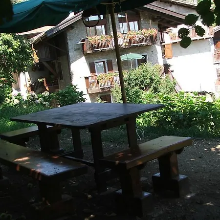 Antica Casa Ortensia Riva del Garda Exterior photo