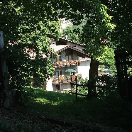 Antica Casa Ortensia Riva del Garda Exterior photo